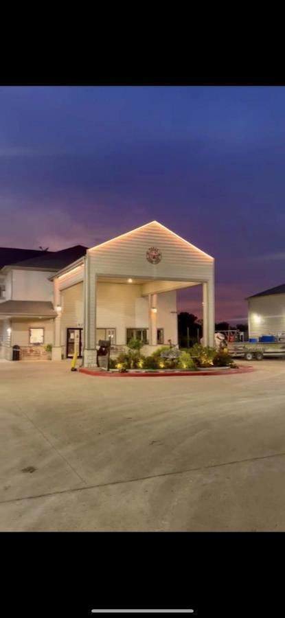 Lone Star Inn And Suites วิกทอเรีย ภายนอก รูปภาพ